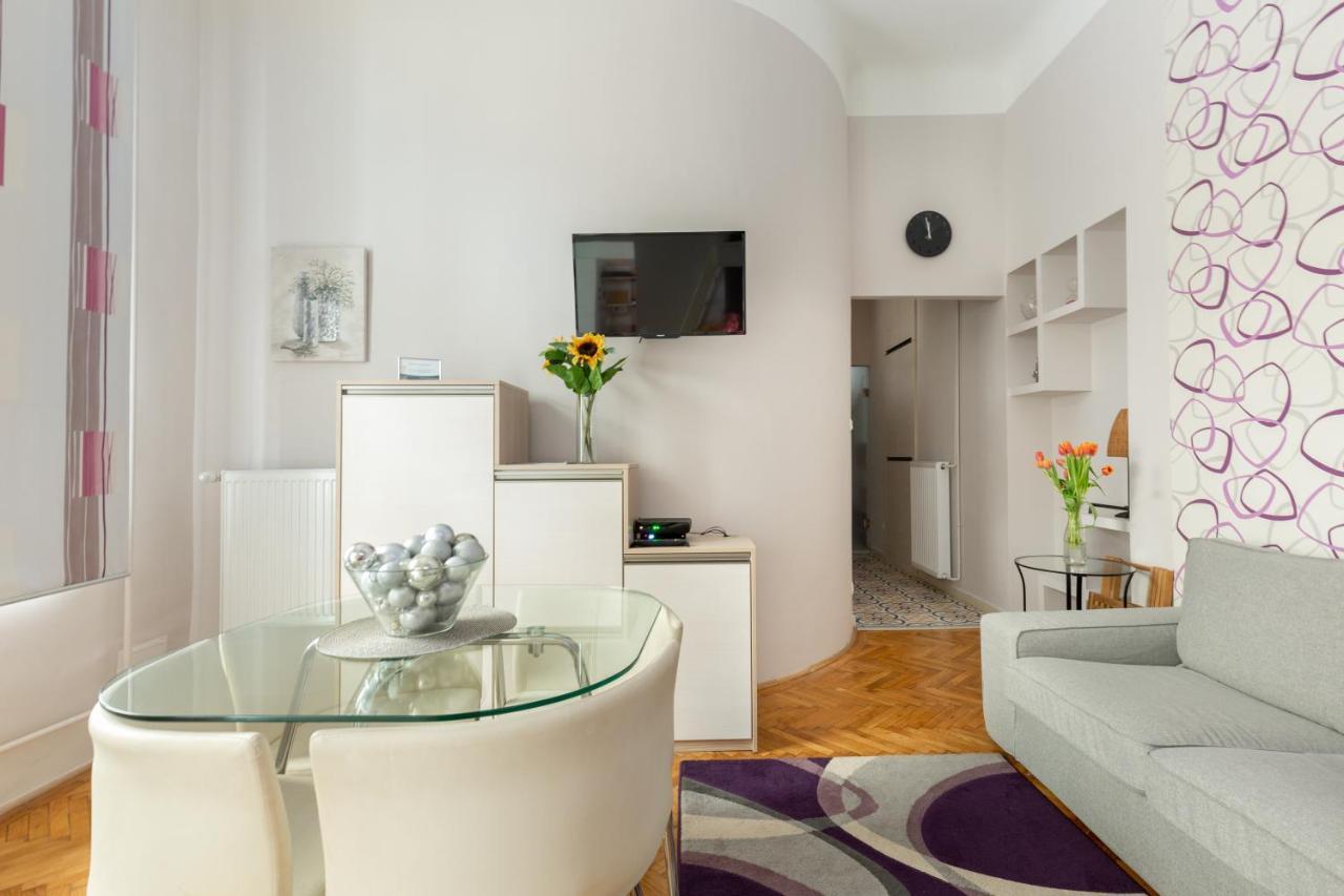 Balaton Apartment Central Budapeste Exterior foto